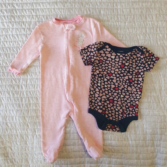 Baby Girl Sleeper and Bodysuit Bundle Size 3-6 Months Pink Onepieces - Picture 1 of 12